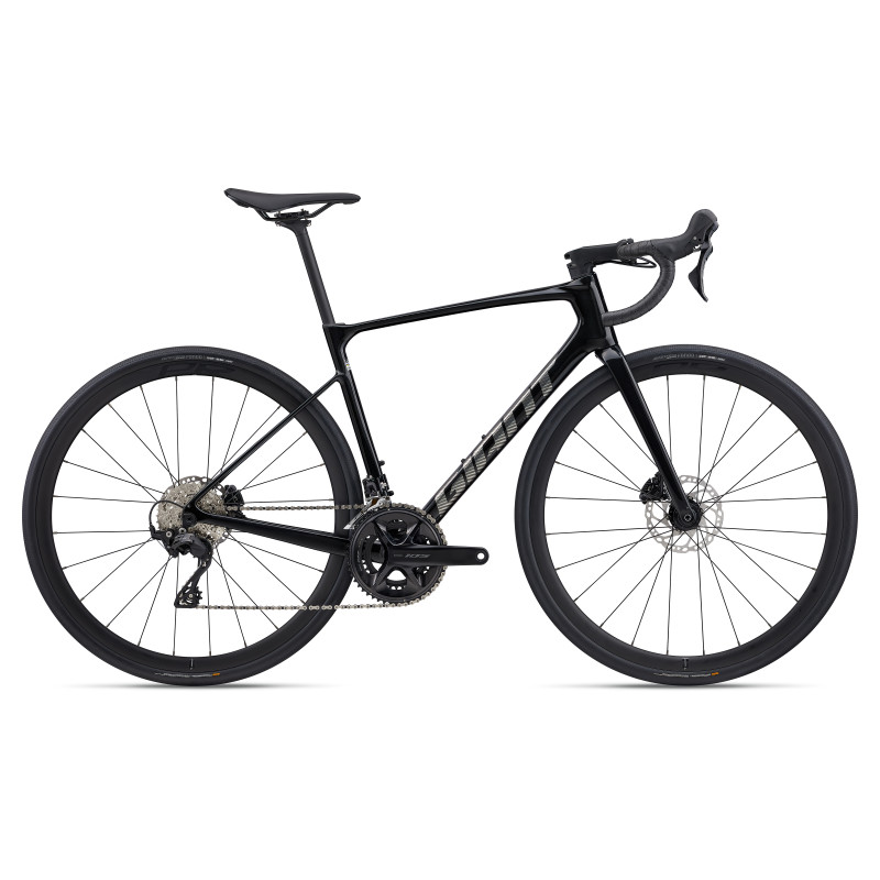 Giant Defy Advanced 2026 — bicicleta de ruta endurance